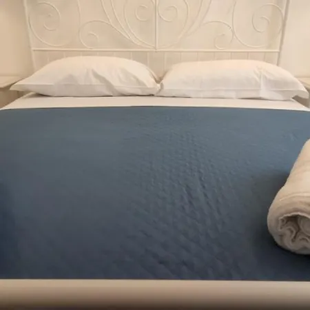Holiday home Fuga Blu - Piano Terra